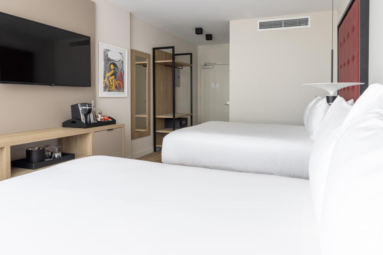 Queen Room with Two Queen Beds,1276610293:JPEG