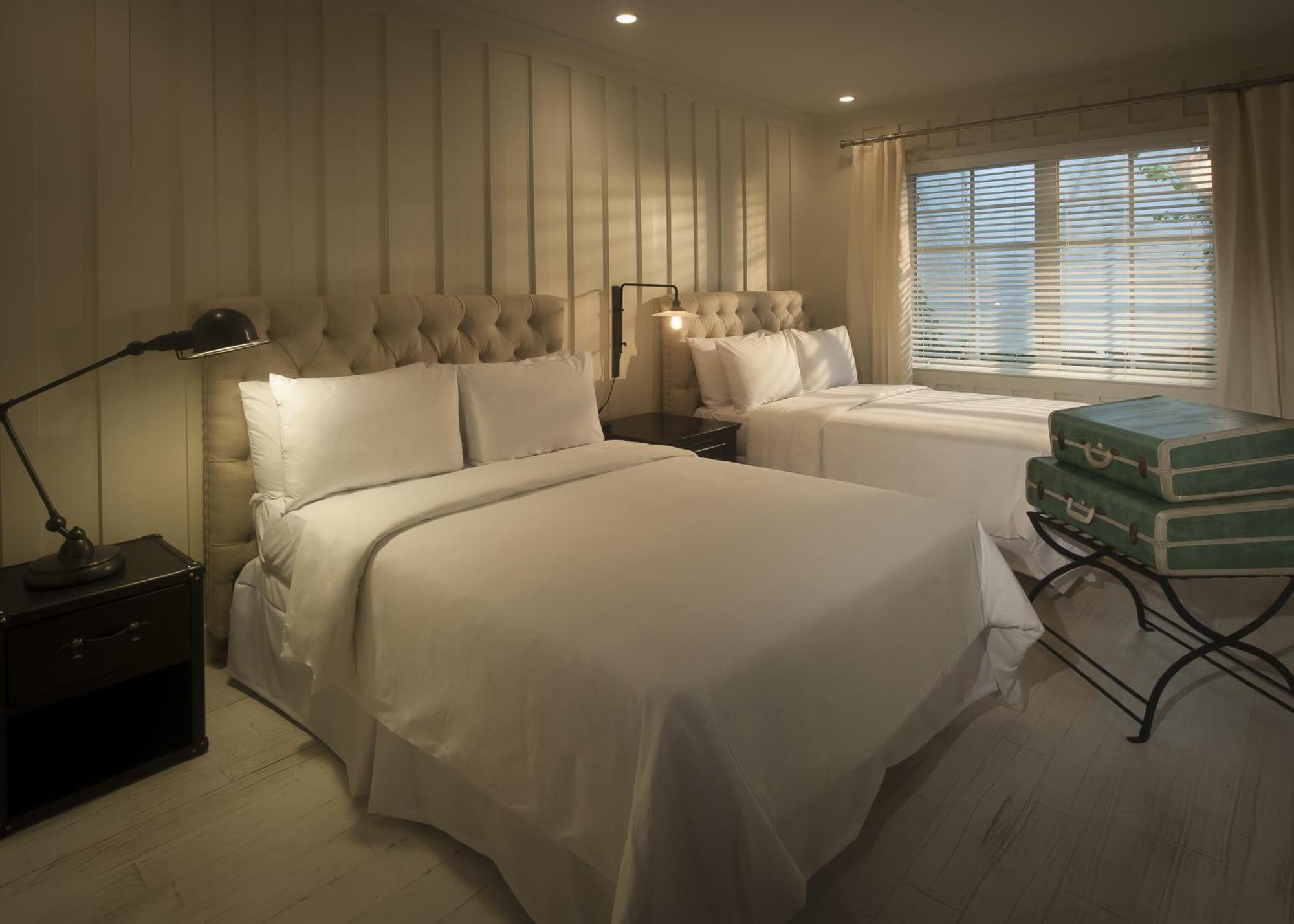 Full Room - No Resort Fee