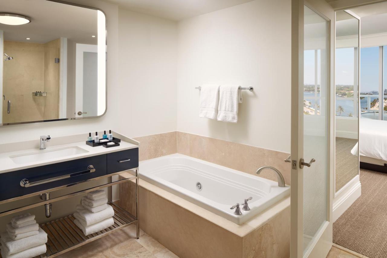 Tresor Junior Suite met Uitzicht op de Baai