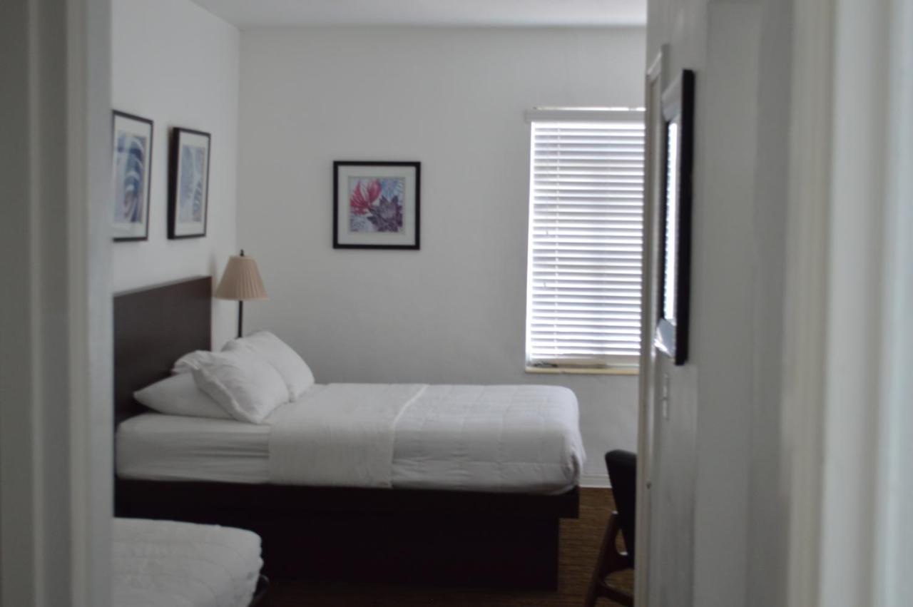 One-Bedroom Suite