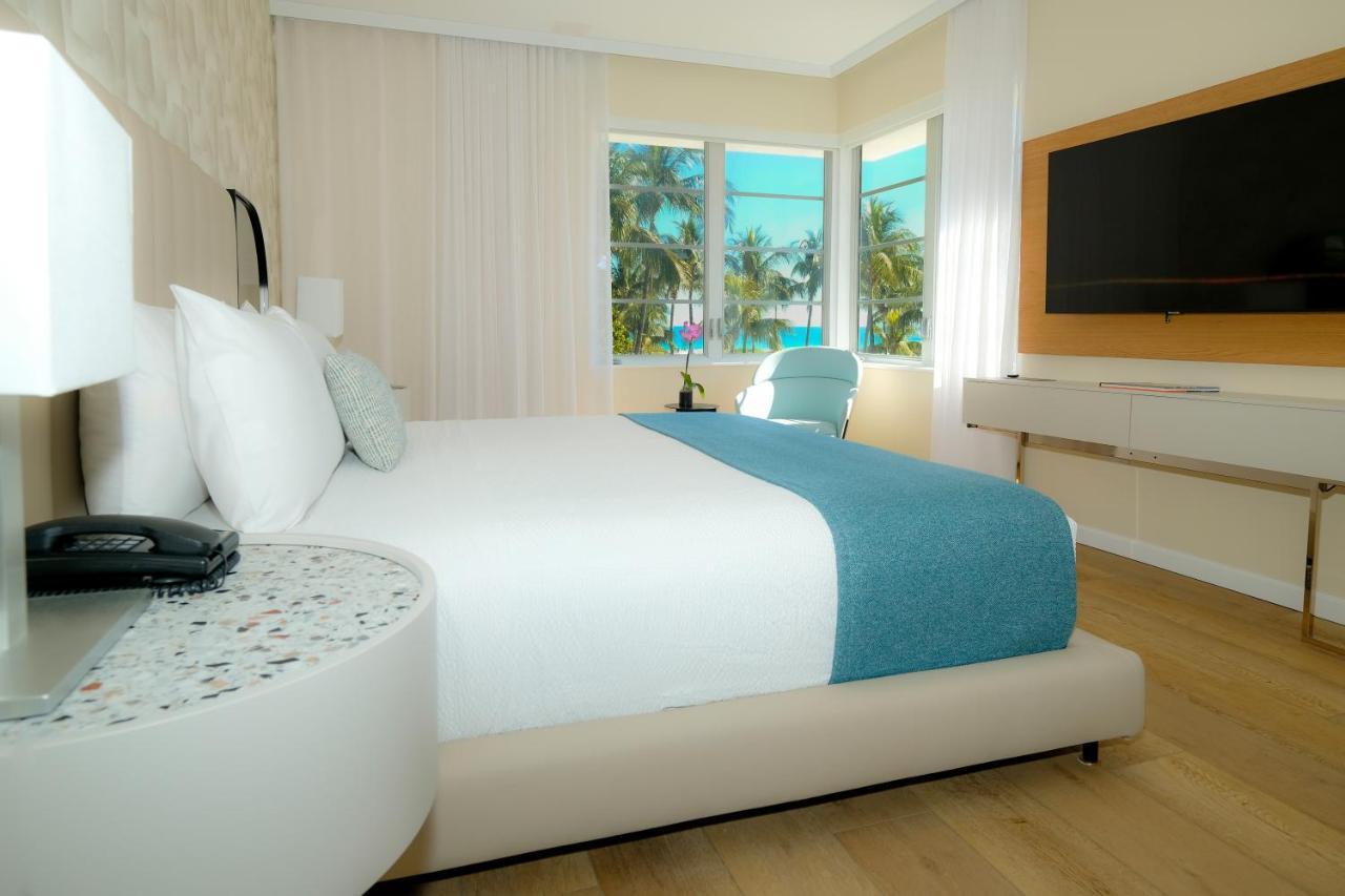 Ocean Front Corner King