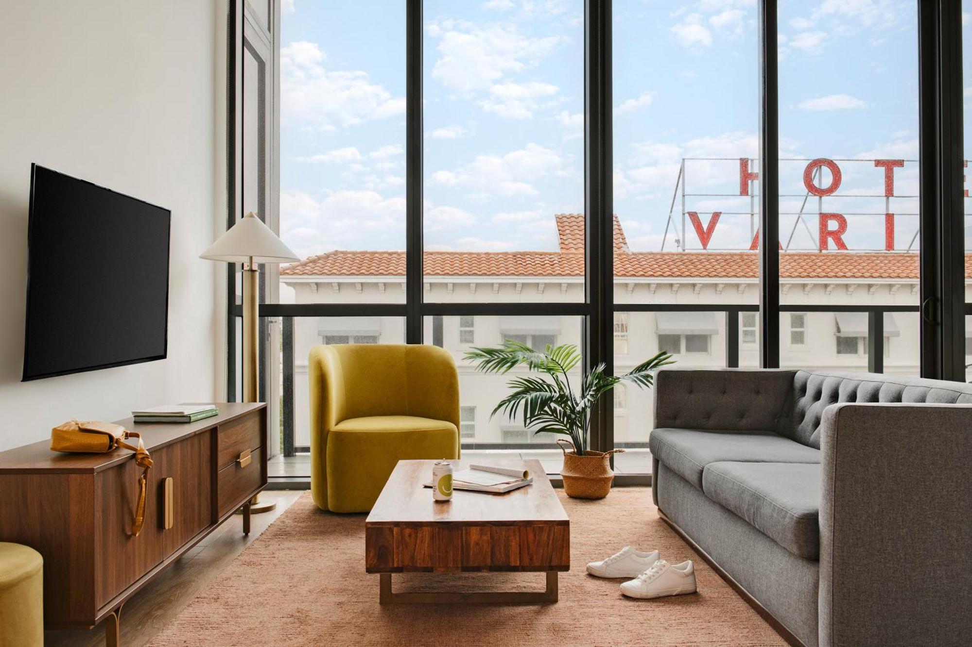 One-Bedroom Apartment with Balcony