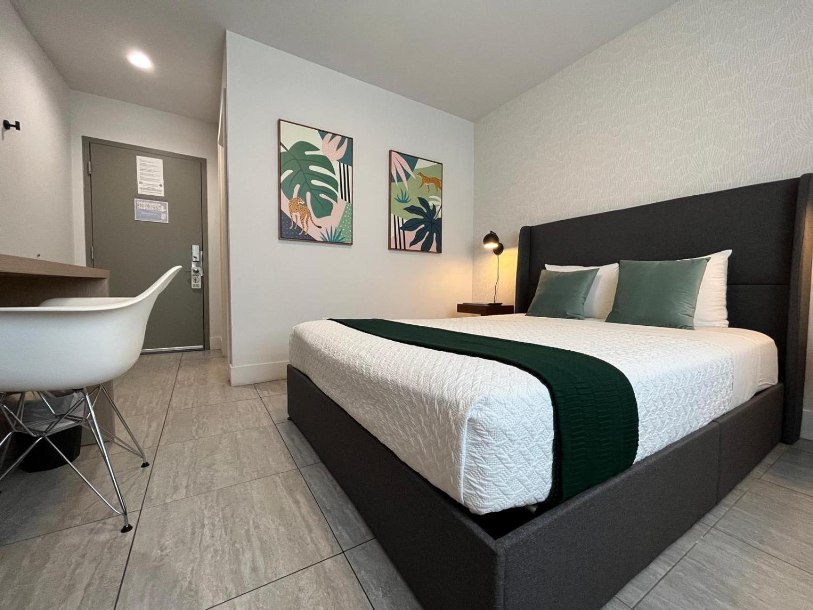 Standard Queen Room,1605417771:JPEG