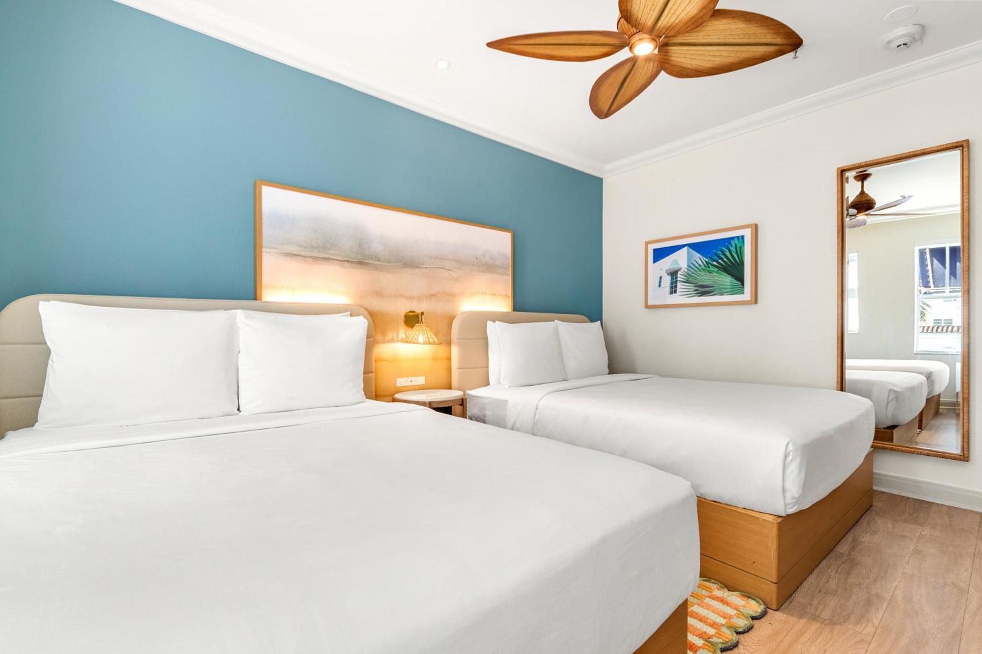 Standard Double Suite