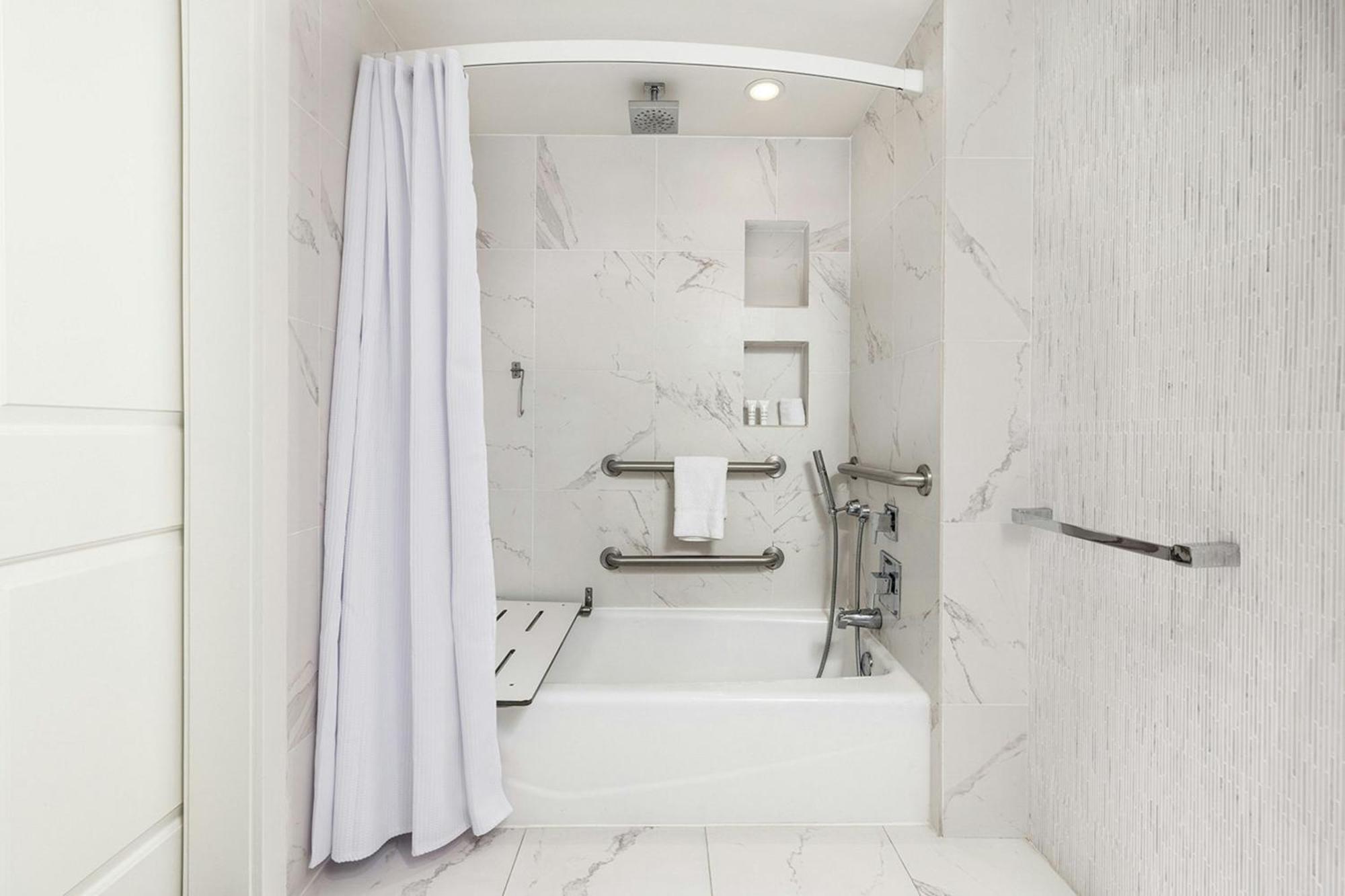 King Room Skyline View Adapted Tub Mobility Hearing Accessible