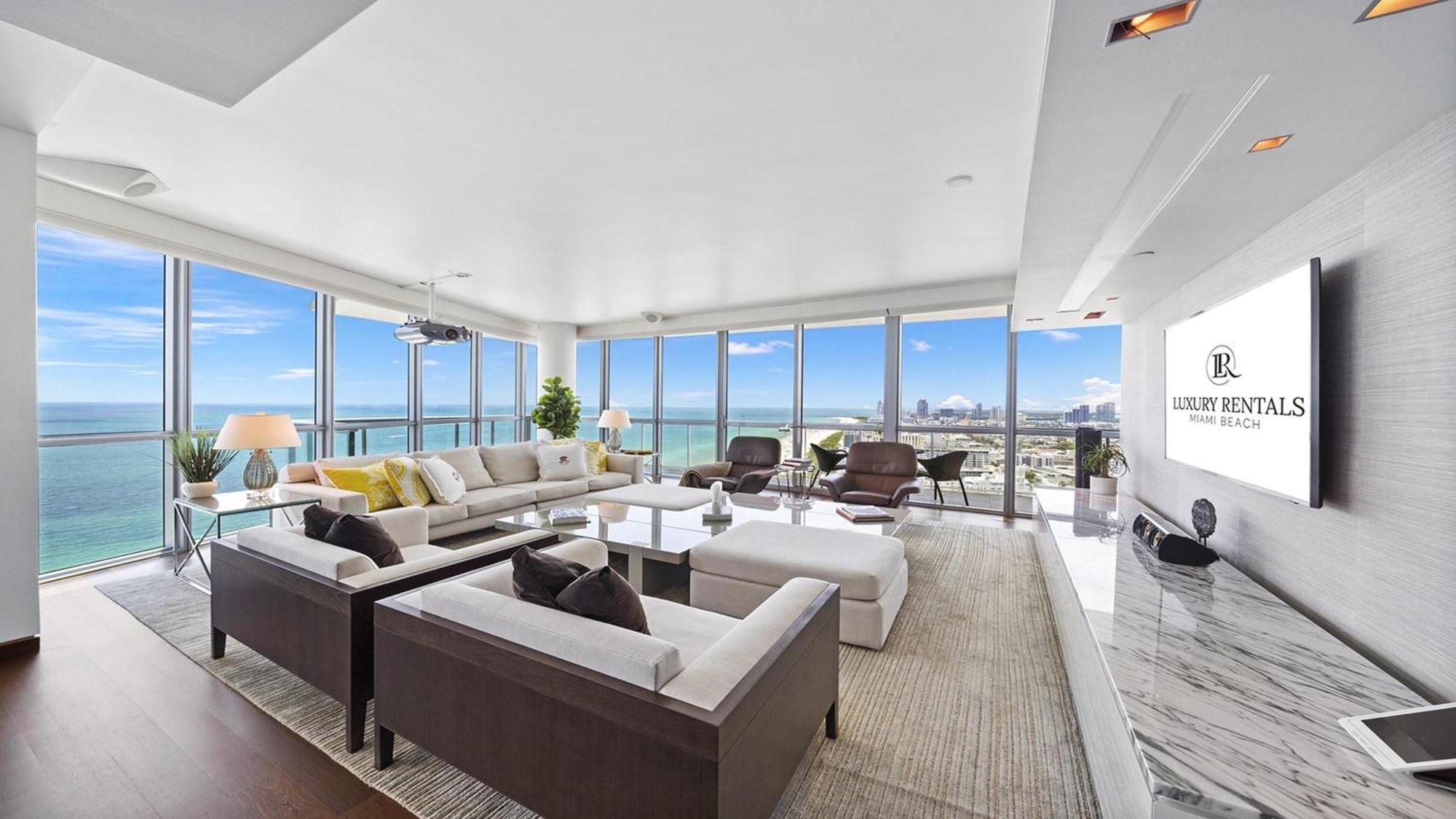 Penthouse Suite met 3 Slaapkamers en Uitzicht op de Oceaan