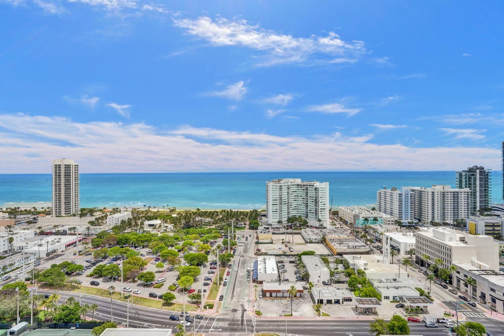 Three-Bedroom Apartment Ocean View