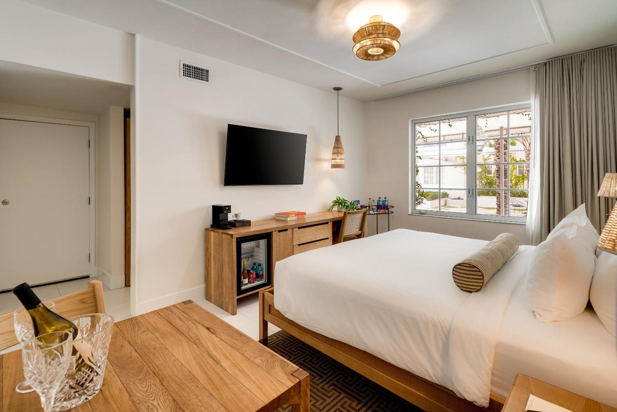 Deluxe Park View King Room