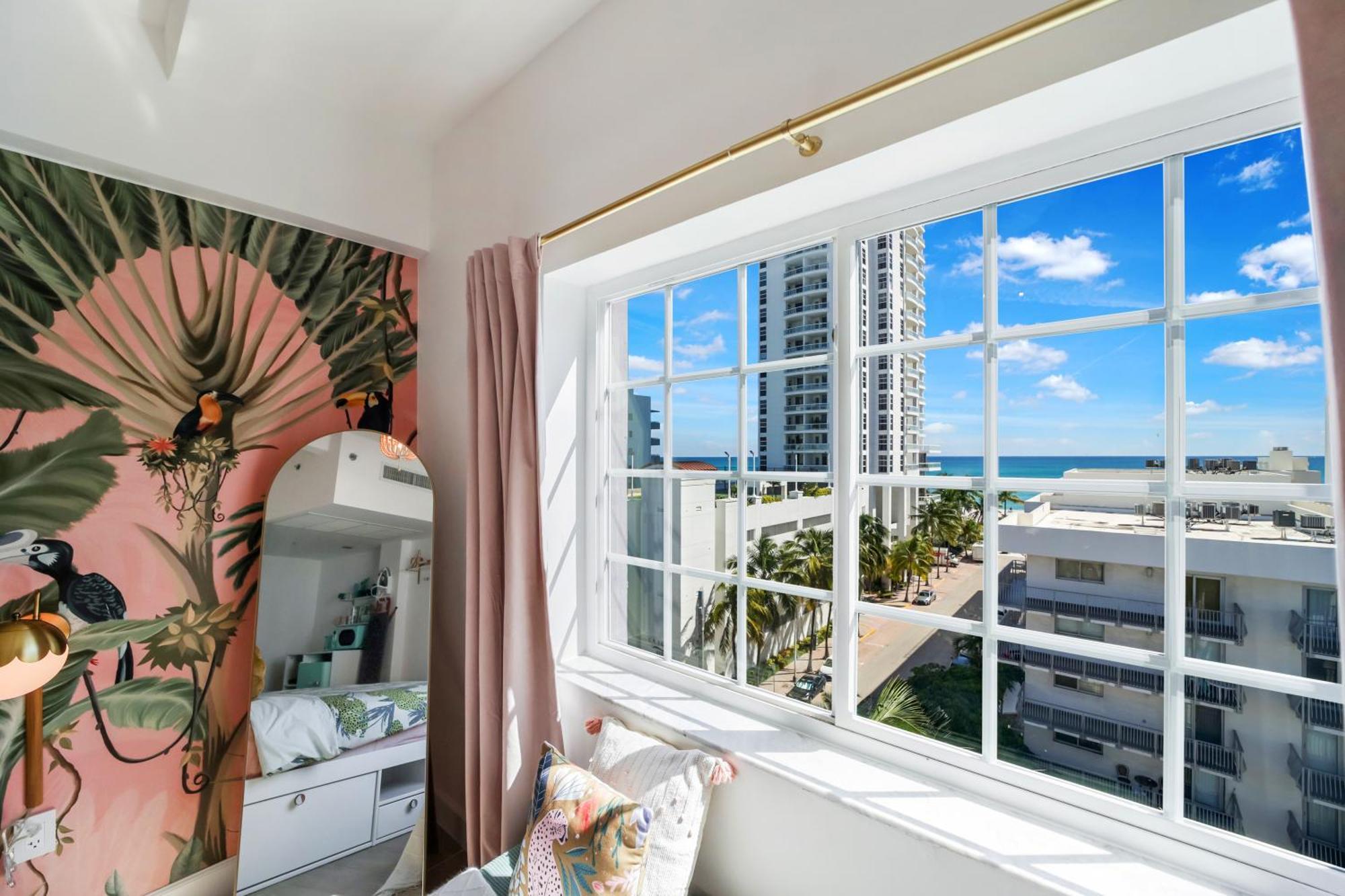 Deluxe Double Room Side Sea View