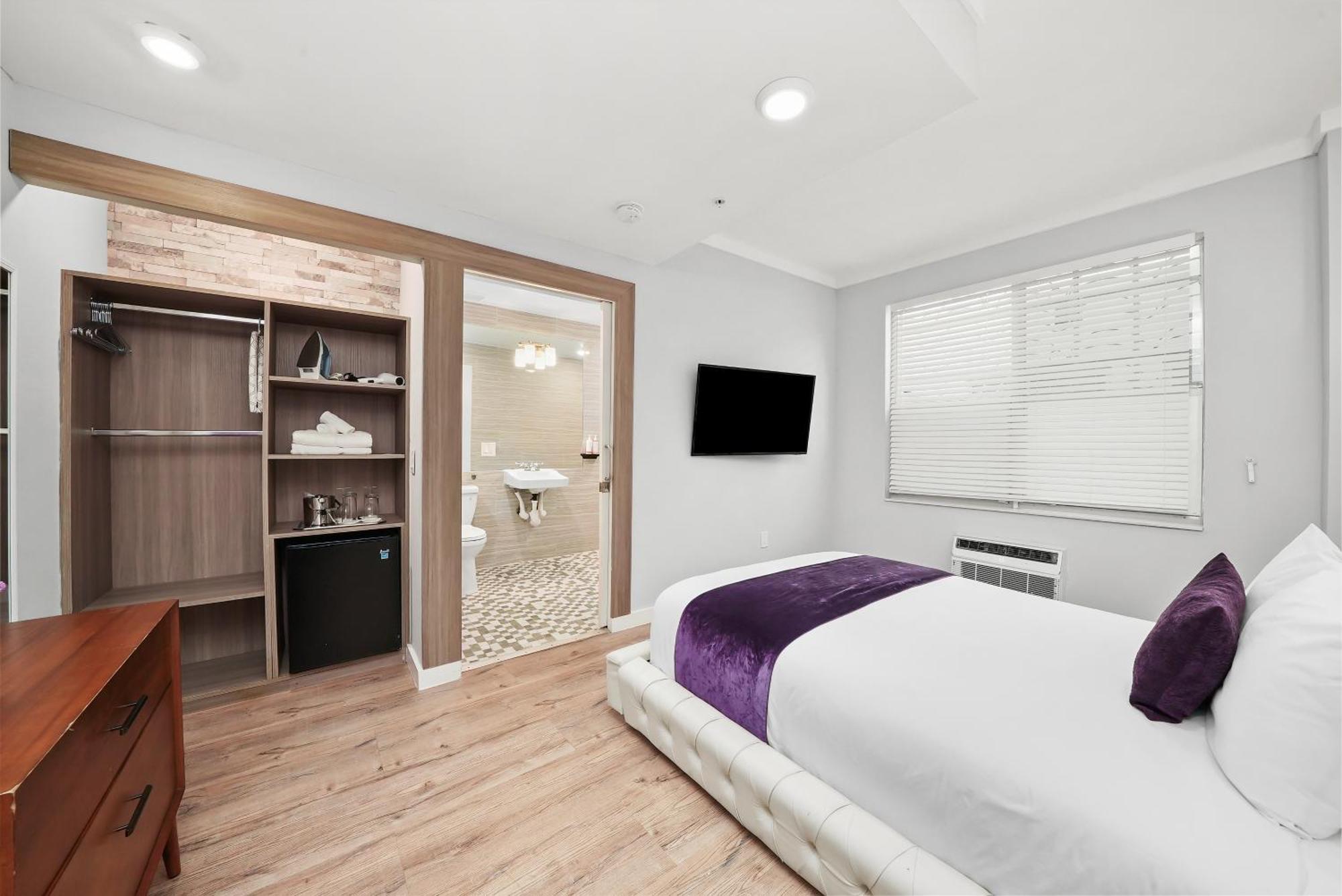 Standard Zimmer mit Queensize-Bett- barrierefrei