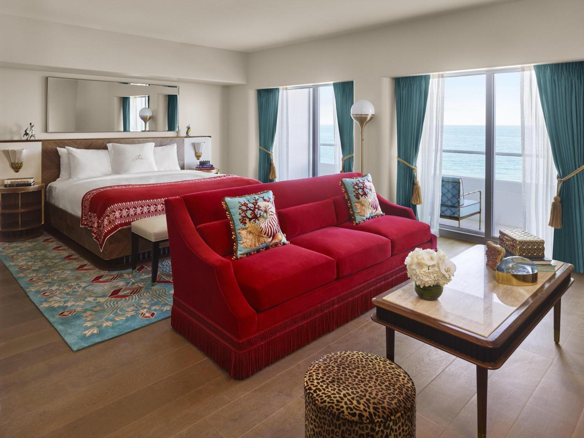 Premier King Room Ocean Front,1717111132:JPEG