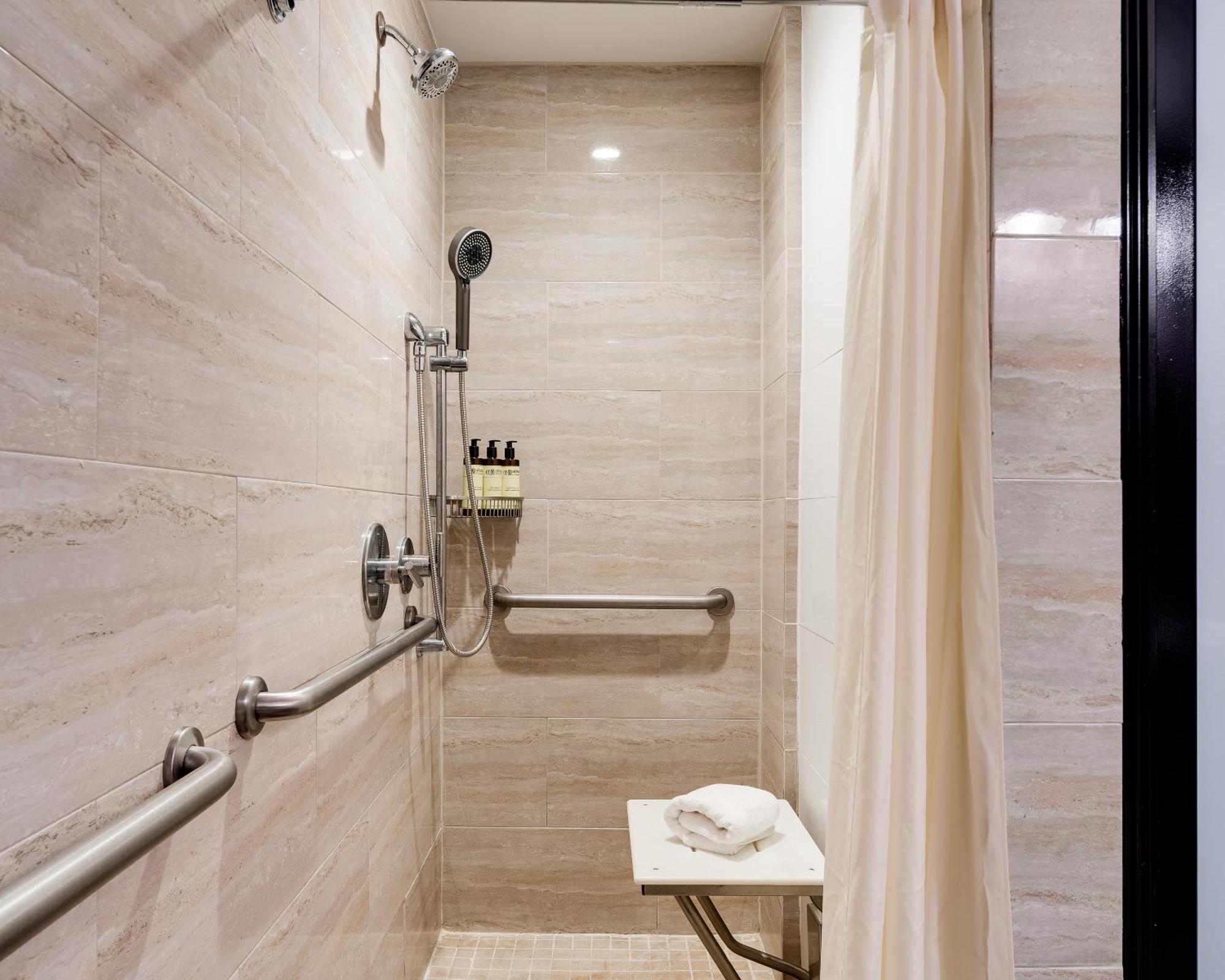 Accessible Classic Queen Room