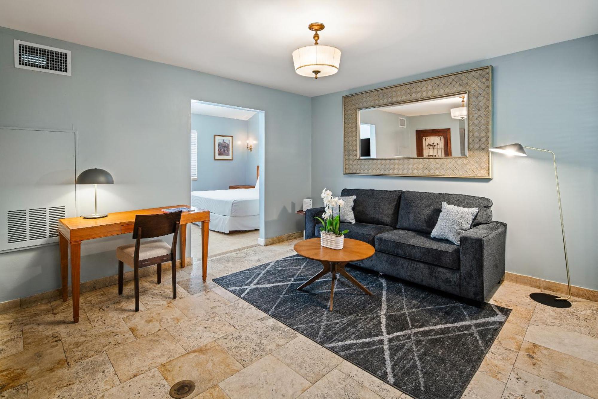 Deluxe King Suite with Balcony