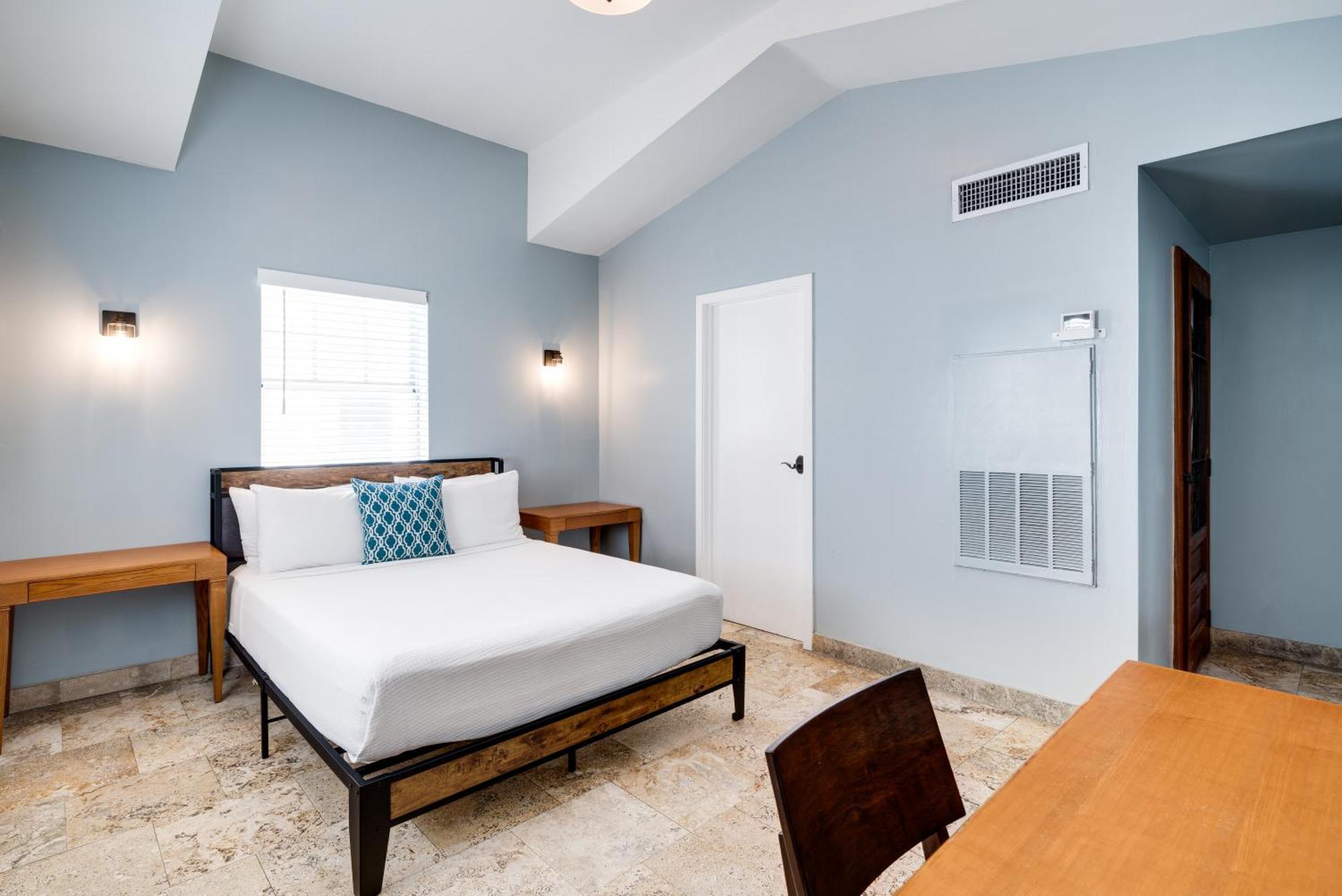 Accessible Queen Room