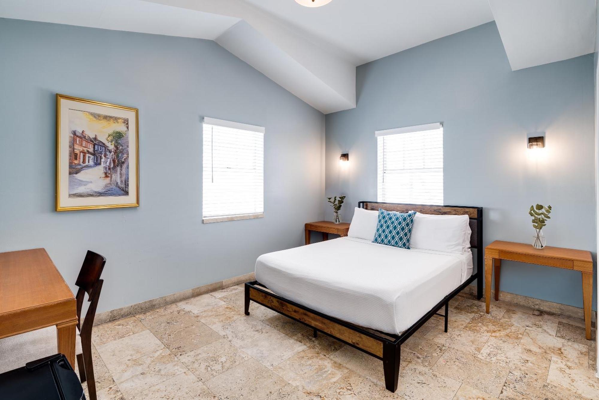 Queen Room