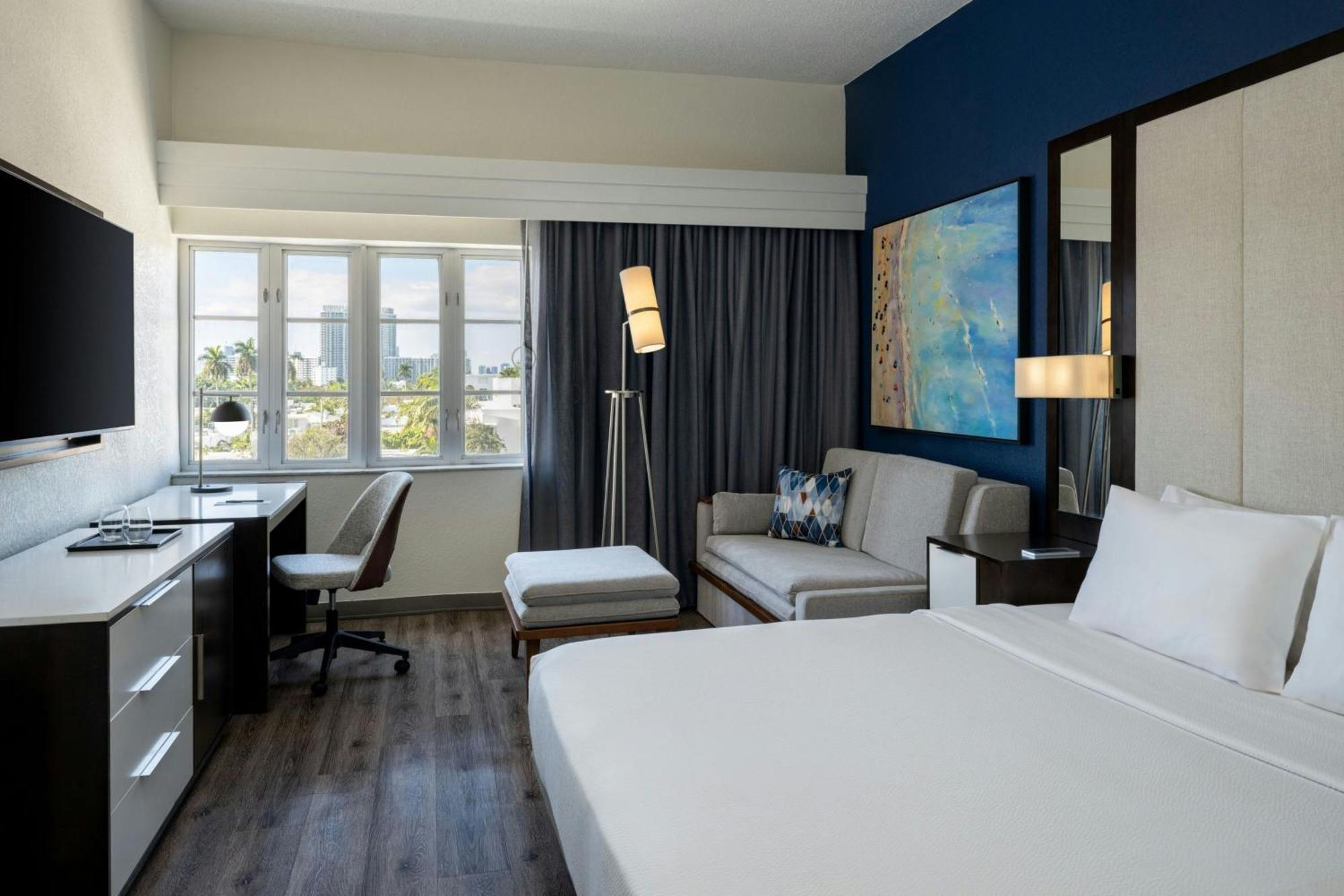 King Room - Hearing Accessible
