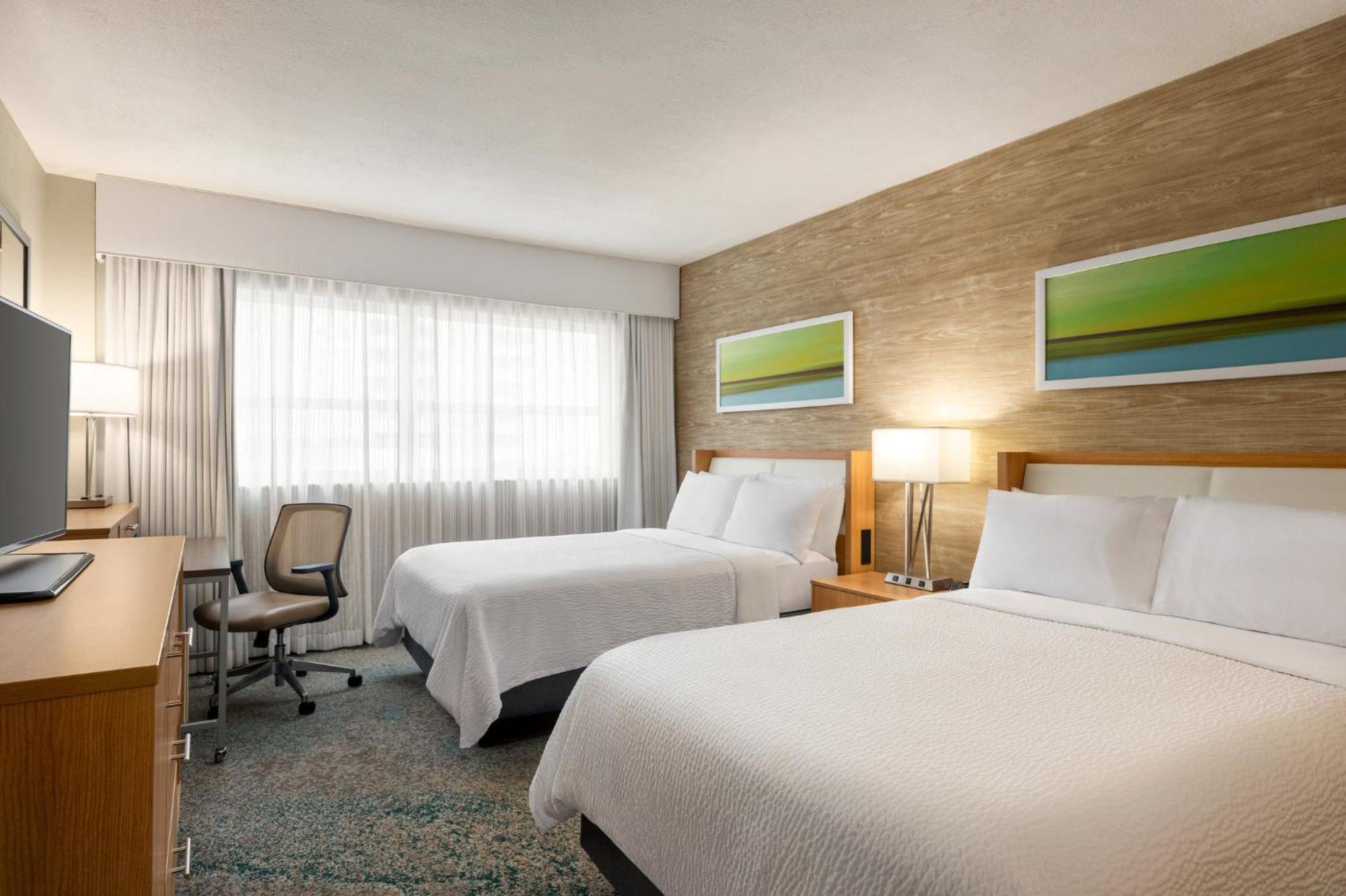 Double Room Two Double Beds Ocean View Non-Smoking