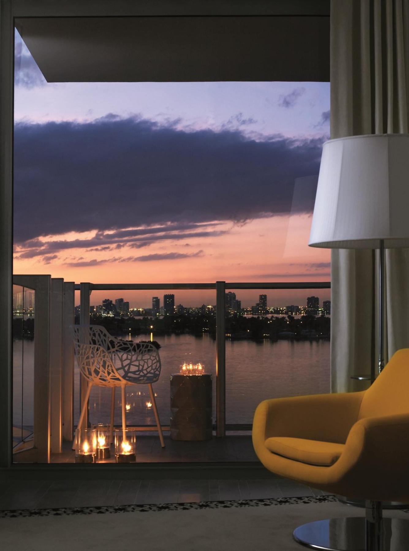 Bayview Studio Double Bed Suite Balcony