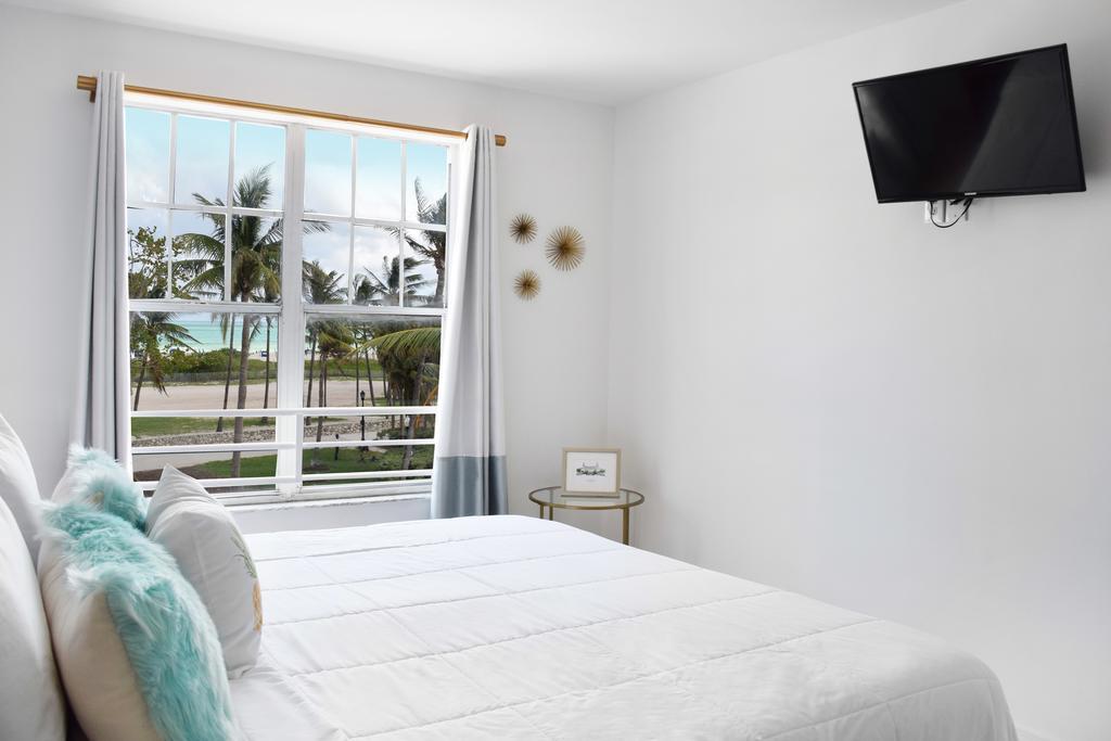 Signature Room Ocean View One King Bed,462812067:JPEG