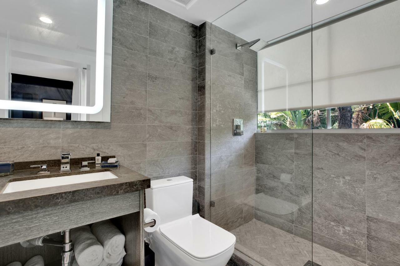 Sagamore Two Story Bungalow,1211555617:JPEG