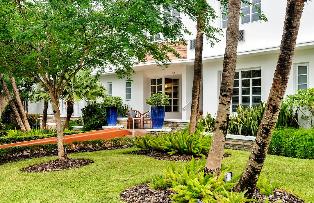 Tradewinds Apartment Hotel Miami Beach-1