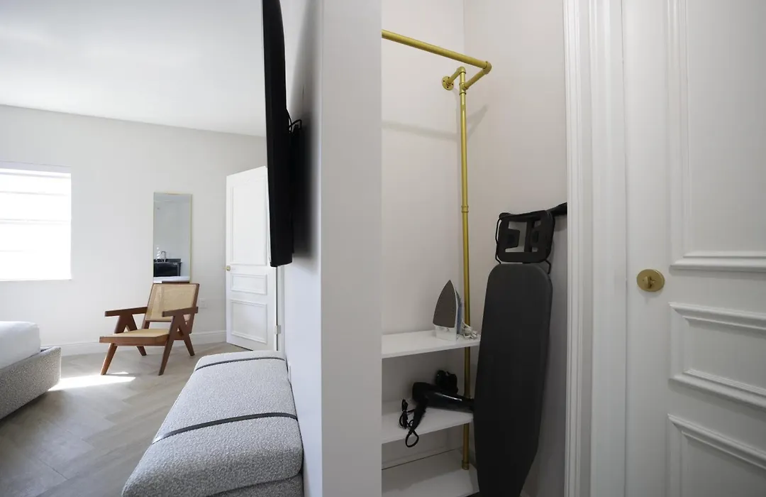 The Lemon Branch Hotel-1