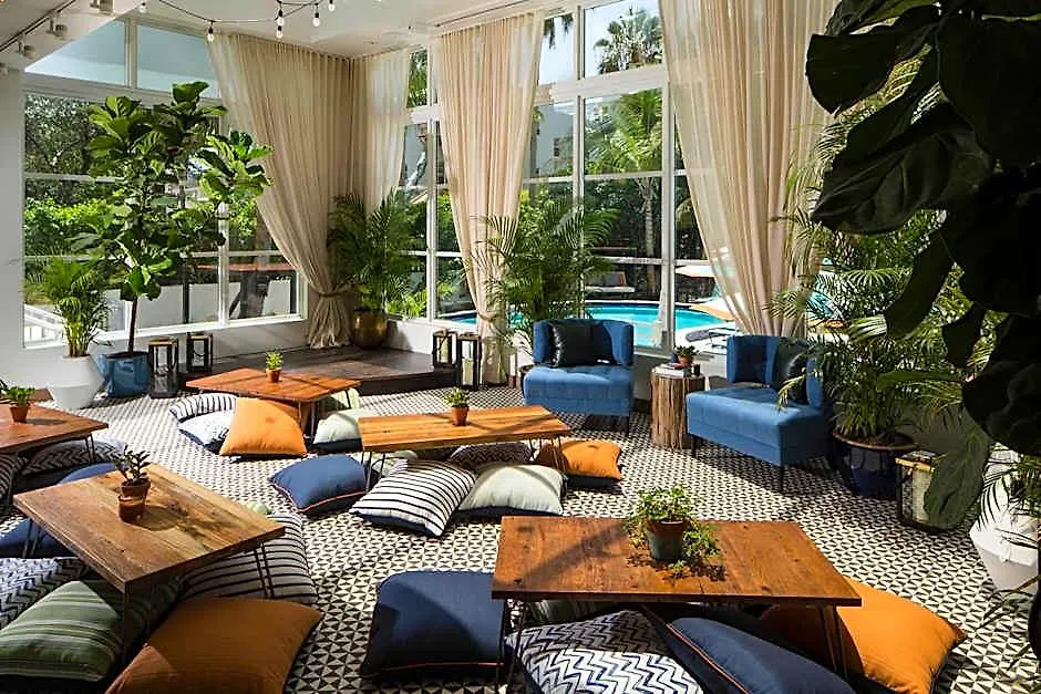 Hotel Rendale Miami Beach-1