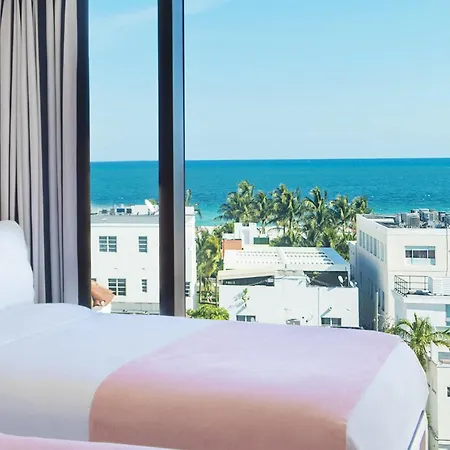 Moxy Miami South Beach-3