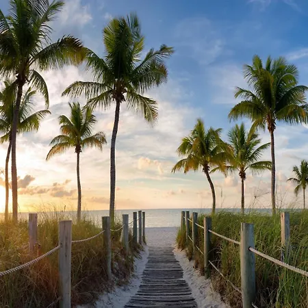 2 Bedroom Private Residence At Carillon Miami Resort -522-2