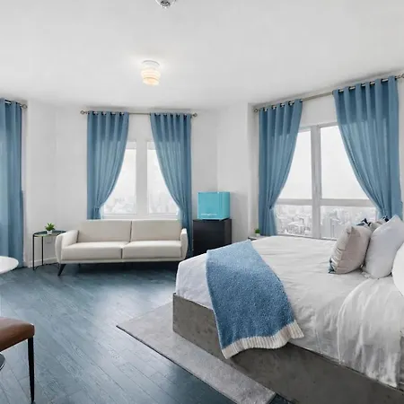 Global Luxury Suites At The Apex Miami-3