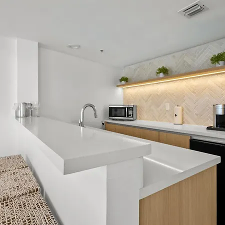 Bentley Hotel South Beach-3