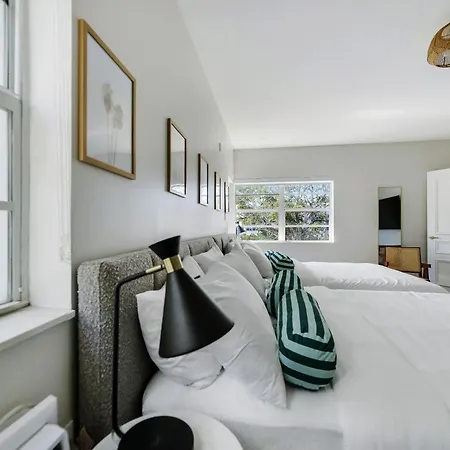 The Lemon Branch Hotel-3