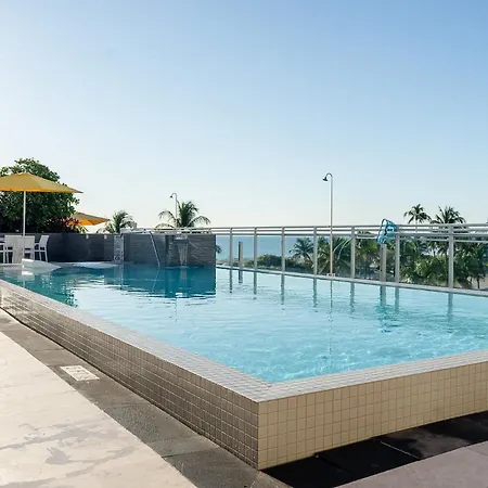 Leslie Hotel Ocean Drive-3