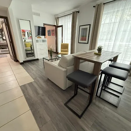 Strand Ocean Drive Suites-3