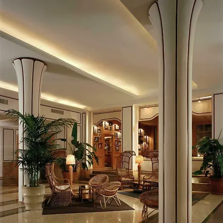 The Raleigh Hotel-2