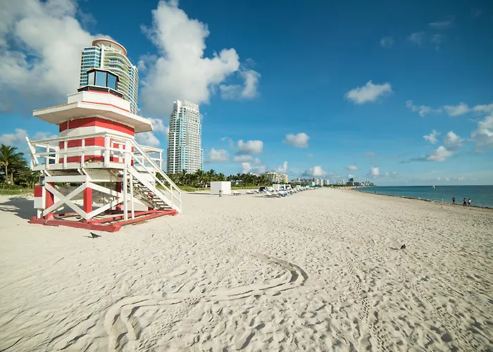 Hotels in Miami BeachRed South Beach