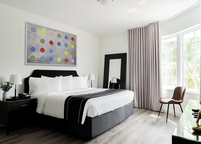 Essex House Hotel Miami Beach