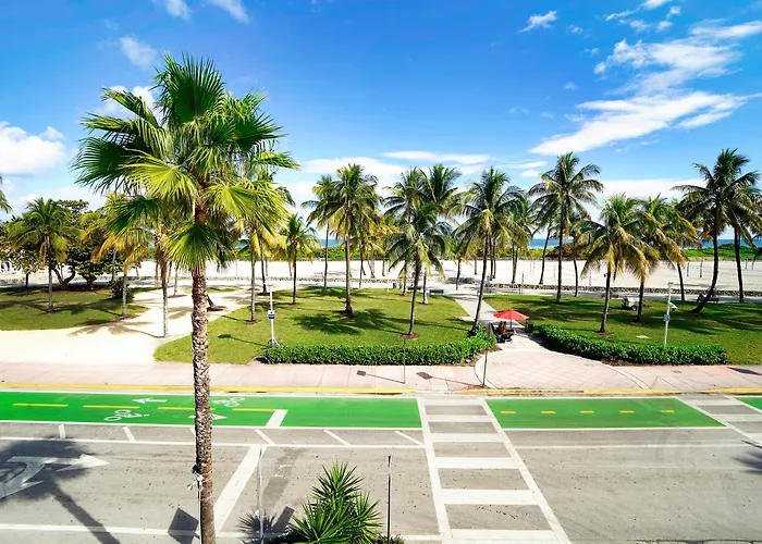 Hotels in Miami BeachTony South Beach