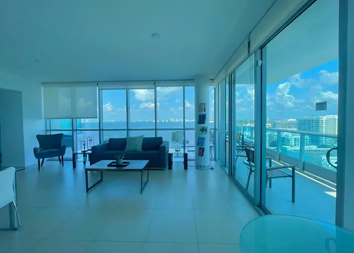 Monte Carlo Suites In Miami Beach