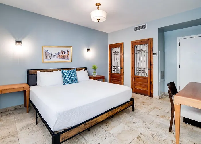 Kasa La Flora And Impala Miami Beach