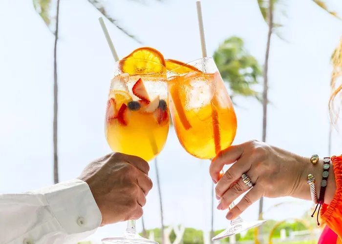 Hotels in Miami BeachWaldorf Towers South Beach