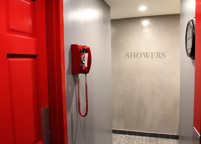 Hotel Gaythering - Gay Hotel - All Adults Welcome Miami Beach